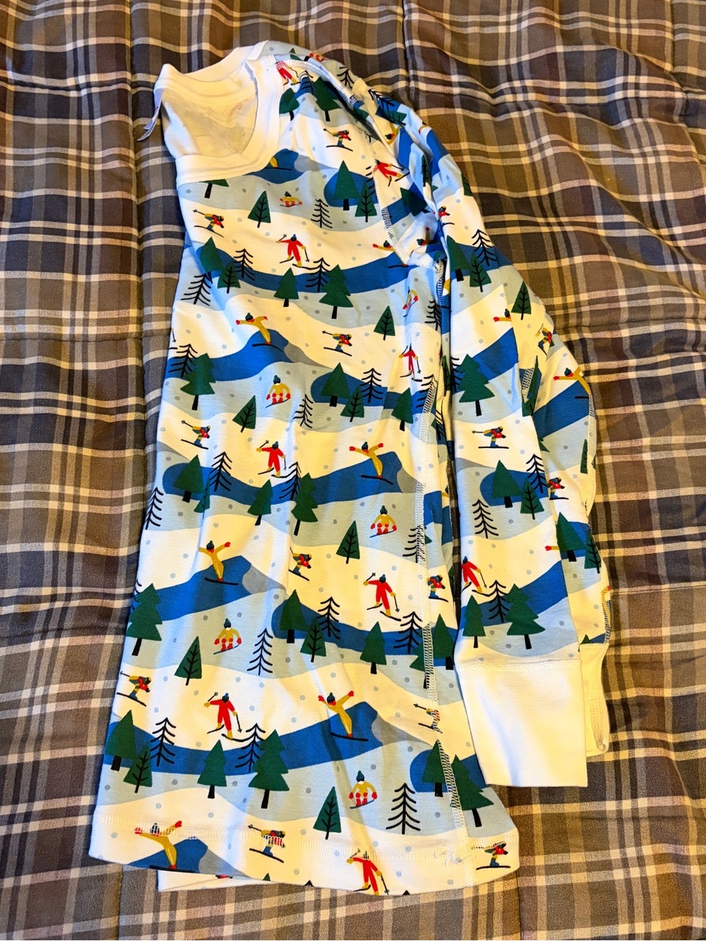 Hanna Andersson women’s long john pajama set. Size XL.